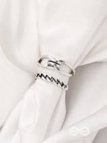 The Antique Charms- Set of Two Silver Rings