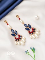 The Shrinking Violet- Golden Pearl Earrings