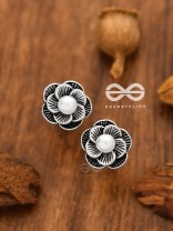 The Little Pearly Florals - Tiny Trinket Earrings