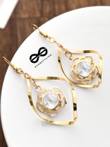 A Star-Studded Twist (Crystal White) - Golden Light-weight Earrings