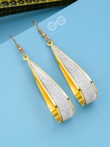 The Shimmery Loops - The Golden Charm Collection