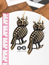 The Golden Chic Owls - A Dark Fantasy Collection