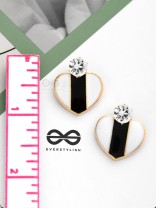 The Chic Valentine - Golden Heart Studs