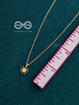 The Dainty Sun Neckpiece - Golden