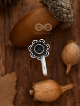 The Floral Delight - Embellished Non-pierced Nosepin (Onyx Black)