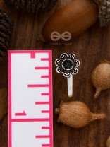 The Floral Delight - Embellished Non-pierced Nosepin (Onyx Black)