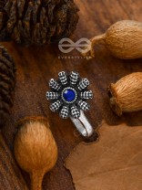 The Floral Fantasy - Embellished Non-pierced Nosepin (Sapphire Blue)