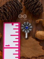 The Floral Fantasy - Embellished Non-pierced Nosepin (Sapphire Blue)