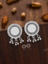 The Solar Shimmer - Set of Choker and Earrings - Oxidised Boho Collection