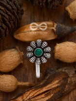 The Floral Fantasy - Embellished Non-pierced Nosepin (Emerald Green)