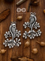 The Poignant Peacocks - Set of Earrings and Neckpiece