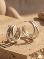 THE ELEGANT TURNS - MATTE FINISHED SILVER HOOPS