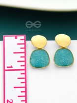 The Classy  Shimmer - Statement Golden Earrings (Teal)
