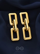 Catch me if you can - Golden Statement earrings