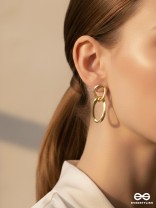 Delicate Interwined Gold Chain Dangler Earrings