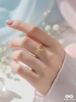 The Tangled Heart - Golden Adjustable Ring