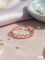 Hearts Wrapped Around My Finger - Golden Adjustable Ring