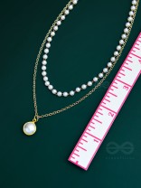 The Goddess Of Pearls - Statement Golden Neckpiece With Anti-Tarnish Coating 