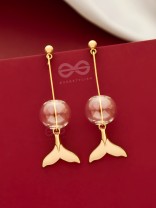 Princess of the Oceans - Golden Mermaid Tail Dangler Earrings