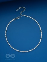 Elegance around my Neck - Silver Statement Neckpiece