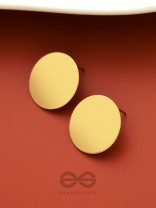 Mirror Reflection - Casual Golden Studs