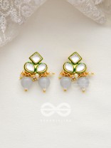 The Magical Mystique - Set of Statement Earrings and Choker (Grey)