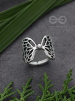 Butterfly Wings Fly Away - Oxidised Adjustable Ring