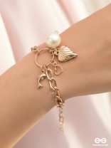 Life's a Beach - Sea-lover's Statement Bracelet