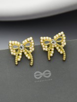 Pearlescent Cravats- Gem Stone and Pearls Studded Golden Earrings 
