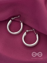 Twinkling Orbits- Silver Hoop Earrings
