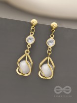 Twirling Vines- Golden Pearl Earrings