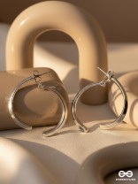 The Broken Bow- Elegant Silver Earrings