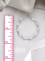 The Ruffled Ring- Minimalist Silver Hoops