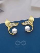 The Pearly Mermaid- Golden Rhinestones and Pearl Earrings