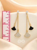 The Pendulum Effect- Black and Golden Earrings 