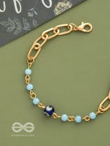 Star of the Show- Evil Eye Stone & Beads Studded Golden Bracelet