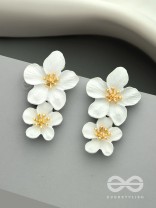 Paired Periwinkles- Statement Acrylic Earrings (Daisy White)