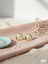 The Moon Orbit- Golden Pearl Earrings