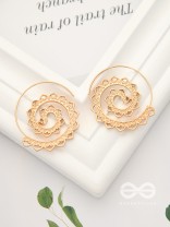 The Flaming Spiral- Chic Golden Earrings