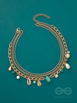 Beach'In- Multicolored Stones Studded Golden Neckpiece With Anti-Tarnish Coating 