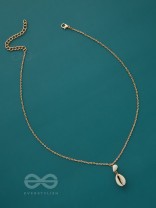 Beach Nostalgia- Golden Seashell Necklace With Anti-Tarnish Coating