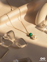 Flora N Fauna- Golden Pearl Necklace With Anti-Tarnish Coating 