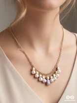 Glowing Lanterns- Golden Pearls Necklace With Anti-Tarnish Coating 