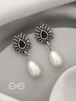 Drops of Desire- Oxidised Pearl Earrings