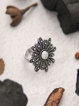 The Beaming Bloom- Oxidised Statement Ring