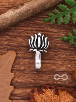 THE LIVELY LOTUS - NON-PIERCED BOHO NOSERING
