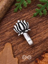 THE LIVELY LOTUS - NON-PIERCED BOHO NOSERING