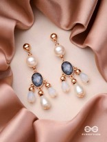 The Foggy Sky- Golden Pearl Earrings