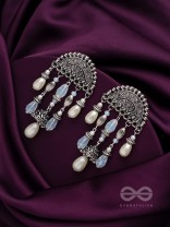 The Bohemian Tones- Oxidised Pearl Earrings