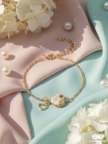 The Beach Love- Golden Embellished Bracelet